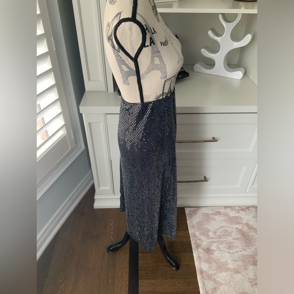 URBAN OUTFITTERS Disco sparkle Silver Black Midi Skirt Women’s Size small - Picture 12 of 14